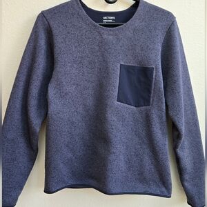Women's Arcteryx Covert Sweater Fleece Pullover Blue heathered Small